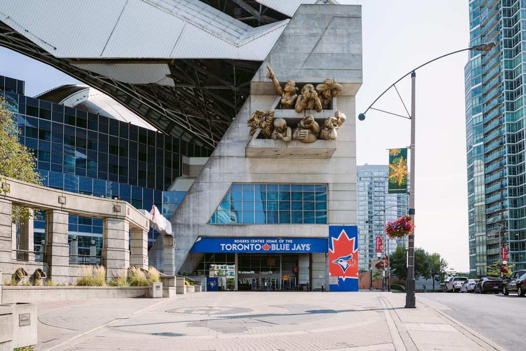 Quickstay - Chic In Yorkville Toronto Exterior foto