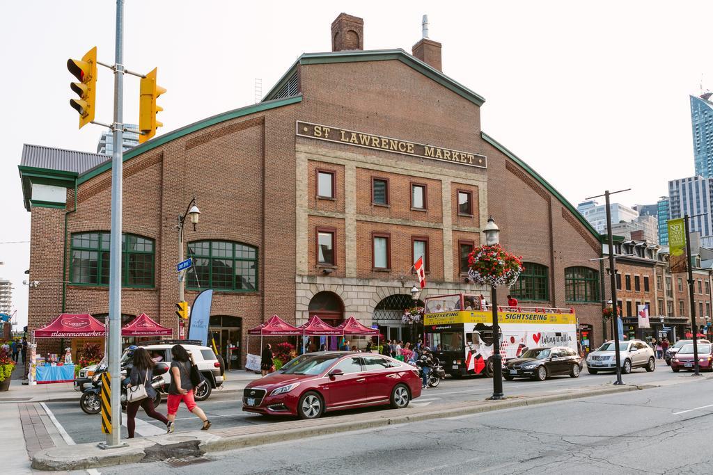 Quickstay - Chic In Yorkville Toronto Exterior foto