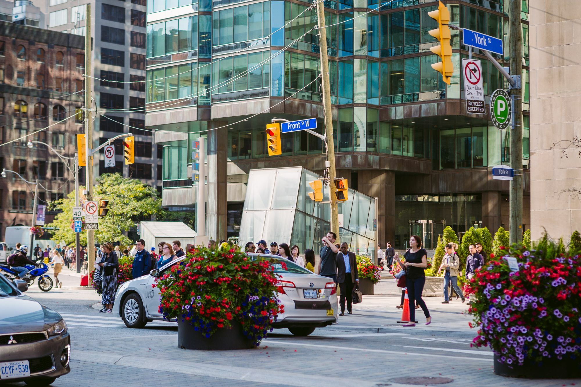 Quickstay - Chic In Yorkville Toronto Exterior foto